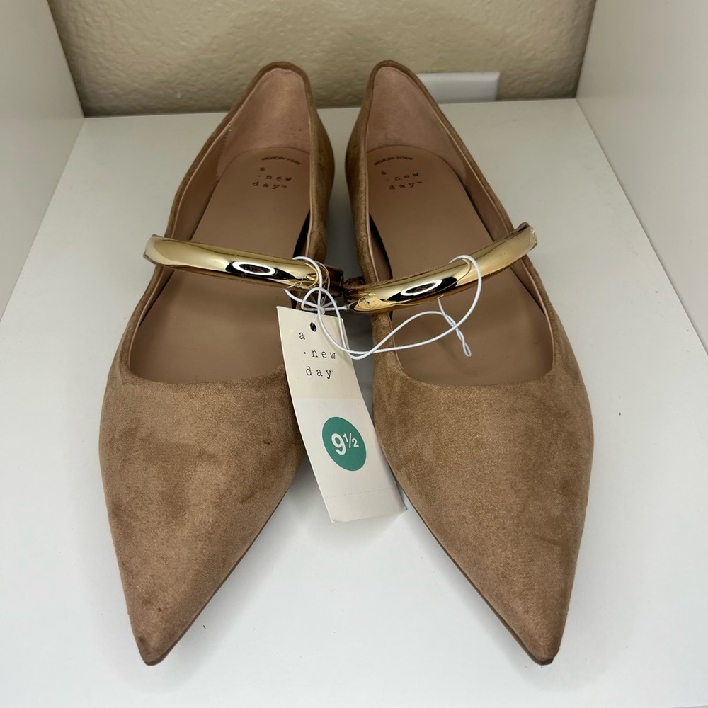 A New Day Cassidee Metal Mary Jane flats 9.5